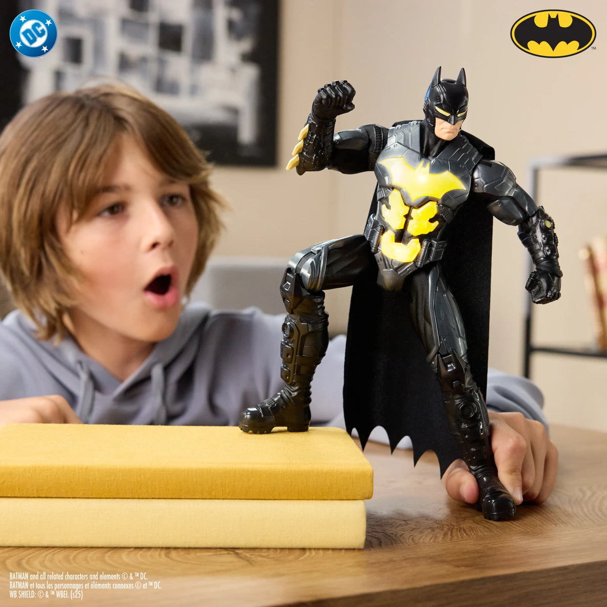 DC Batman Fig 12" Night Flare Batman