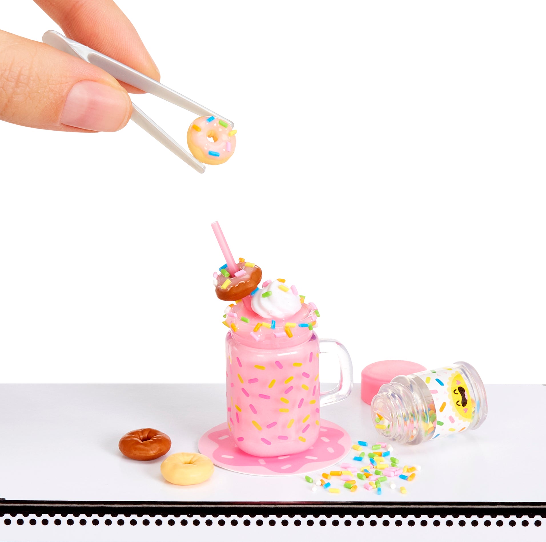 MGA's Miniverse Make It Mini Foods Diner (S4) (PDQ)