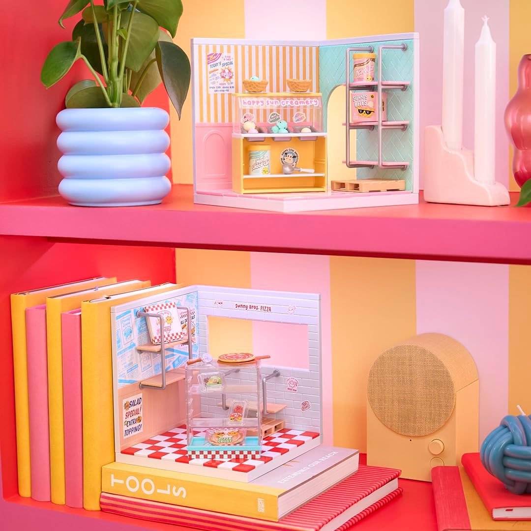 MGA's Miniverse Spaces Starter Pack Pink