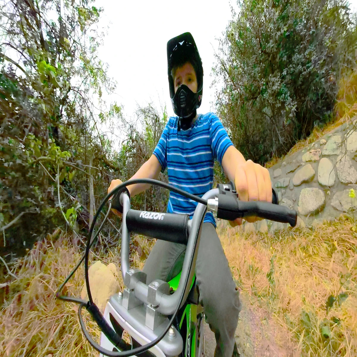 RAZOR MOTORBIKE DIRT ROCKET SX350 22KM/H